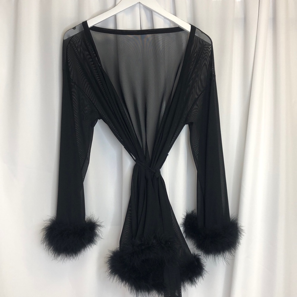 NWT OW intimates Skylar Kimono black